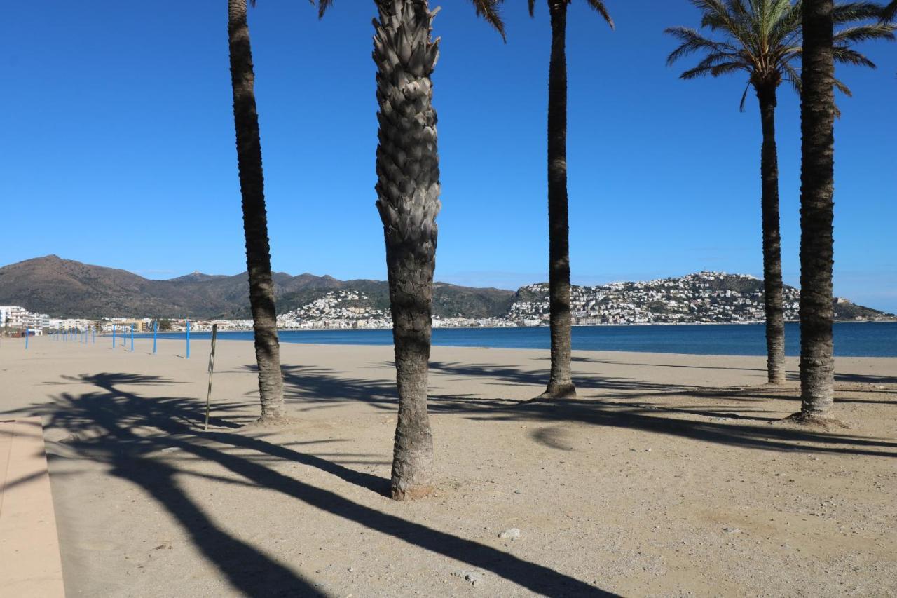 Castell Joncar,30 M De La Playa, 1Era Linea De Mar, Vista Al Mar Lägenhet Rosas Exteriör bild